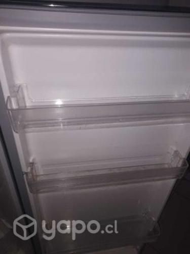 REFRIGERADOR NEX NO FROST. Minimo de USO