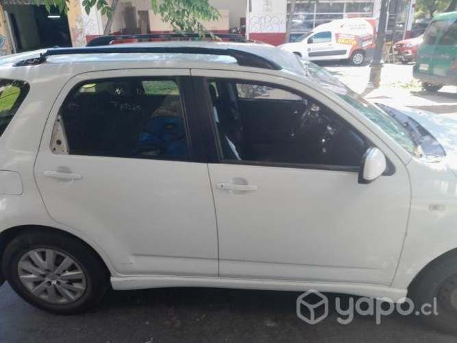 Daihatsu terios 2012