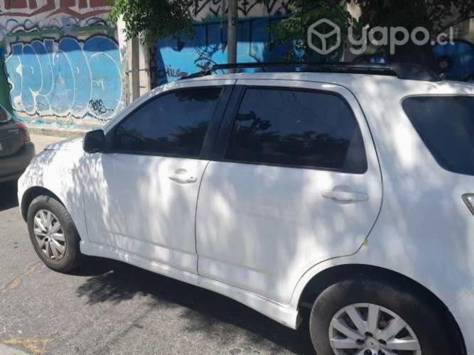 Daihatsu terios 2012