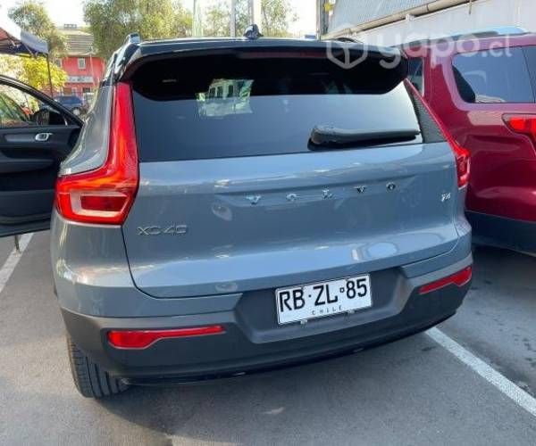 Volvo xc40 2021
