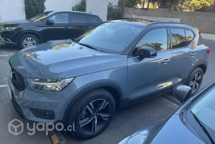 Volvo xc40 2021