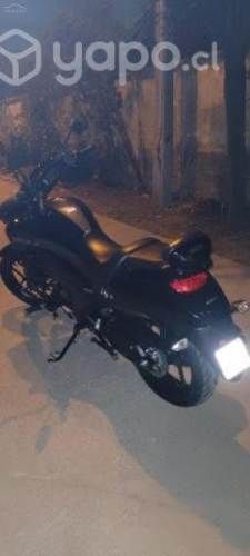 Suzuki intruder 150