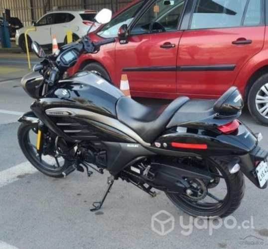 Suzuki intruder 150