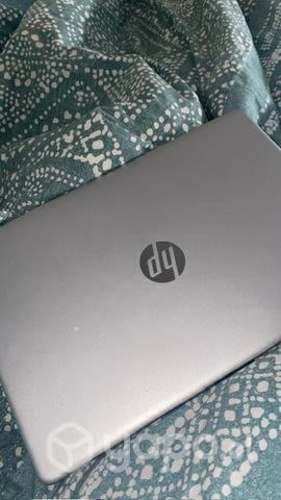 HP Laptop 15-dw3033dx