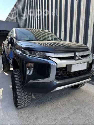 MITSUBISHI L200 2020 excelente estado único dueño