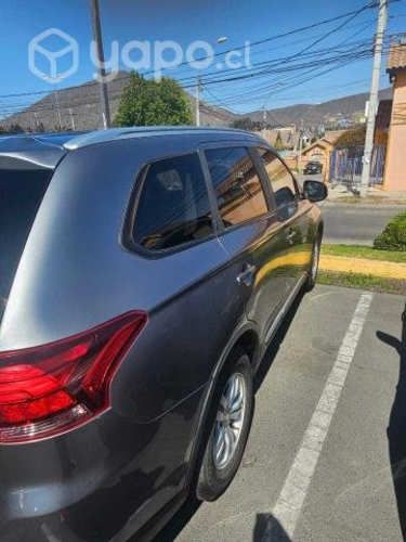 Mitsubishi outlander 2017