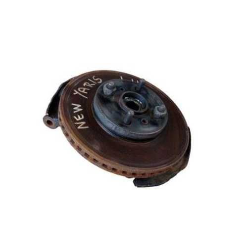 Muñón con Maza Del Izquierdo Toyota New Yaris 2008