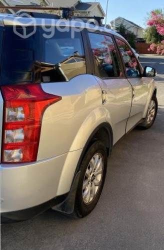 Mahindra xuv500 2017