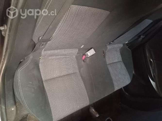 Colectivo vendo impecable..toyota new yaris