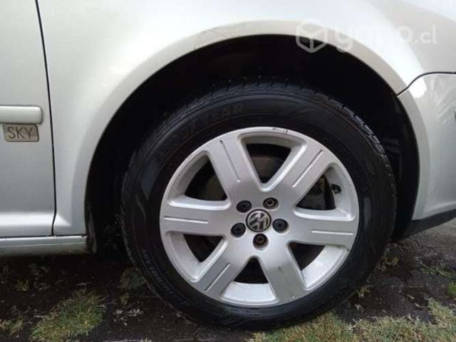 Volkswagen Bora 2.0 2011