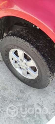 Camioneta en buen estado calor conversable