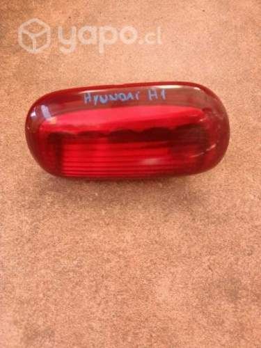 Tercera luz de freno hyundai H1 año 07-16 original