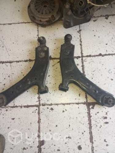 Bandejas delanteras hyundai h1 2012 de. desarme