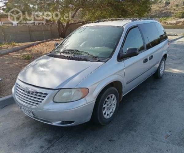 Se vende chysler gran caravan