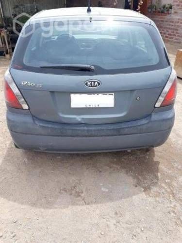 Kia motors rio 2010