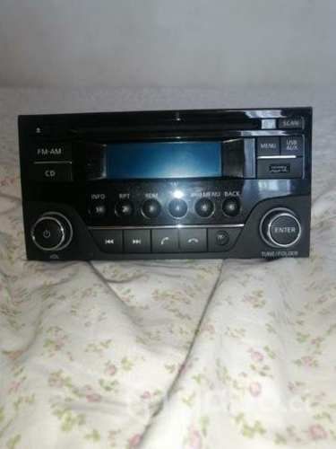Radio nissan versa 2019
