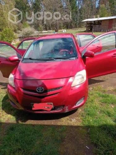 Toyota yaris 2008
