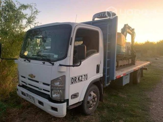 Vendo camión chevrolet 2013 más máquina