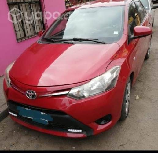 Vendo Toyota Yaris