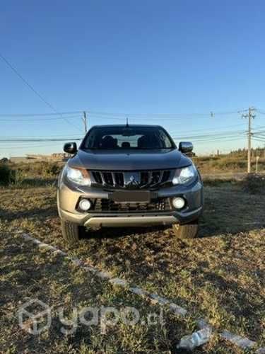 Mitsubishi L200 Dakar 2.4 2018