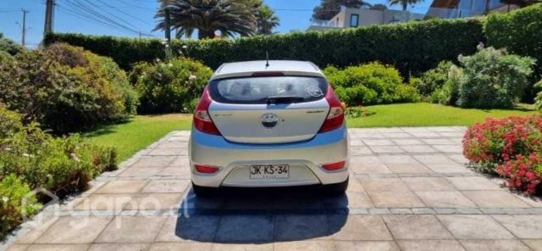Excelente Hyundai accent