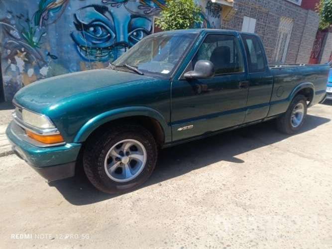 Chevrolet s10 cabina y media