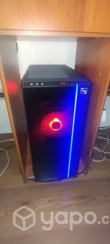 PC Gamer + monitor 28"