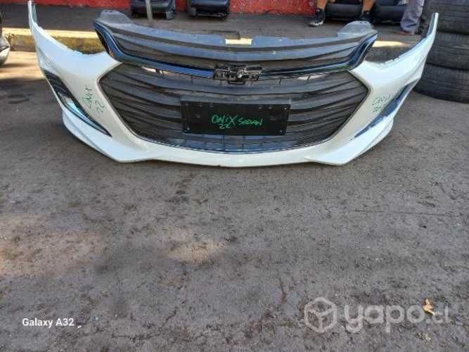 Parachoque delantero onix turbo 2022