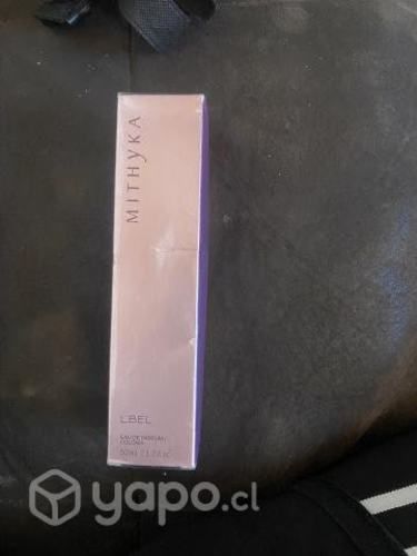 Mithyka perfume