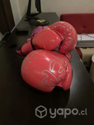 Guantes de boxeo 14oz + vendas rosadas
