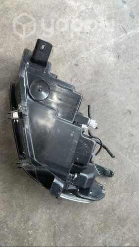 OPTICO derecho Mazda bt50 2023