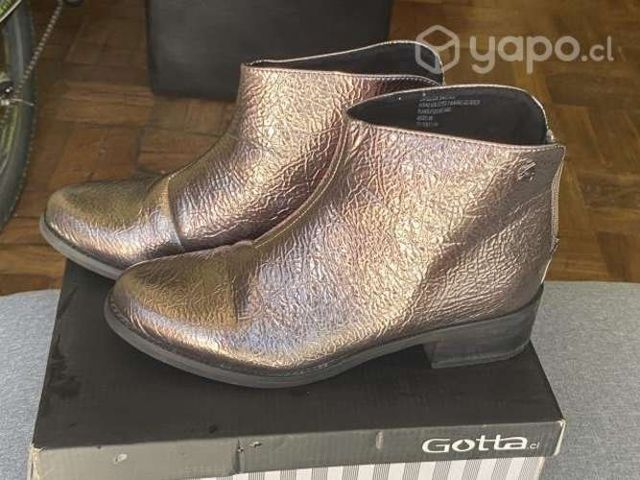 Botín GOTTA PLATEADO