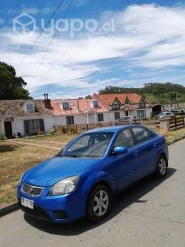Se vende kia rio jb 2011