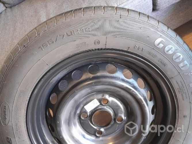 neumático Good year 165/70 R14