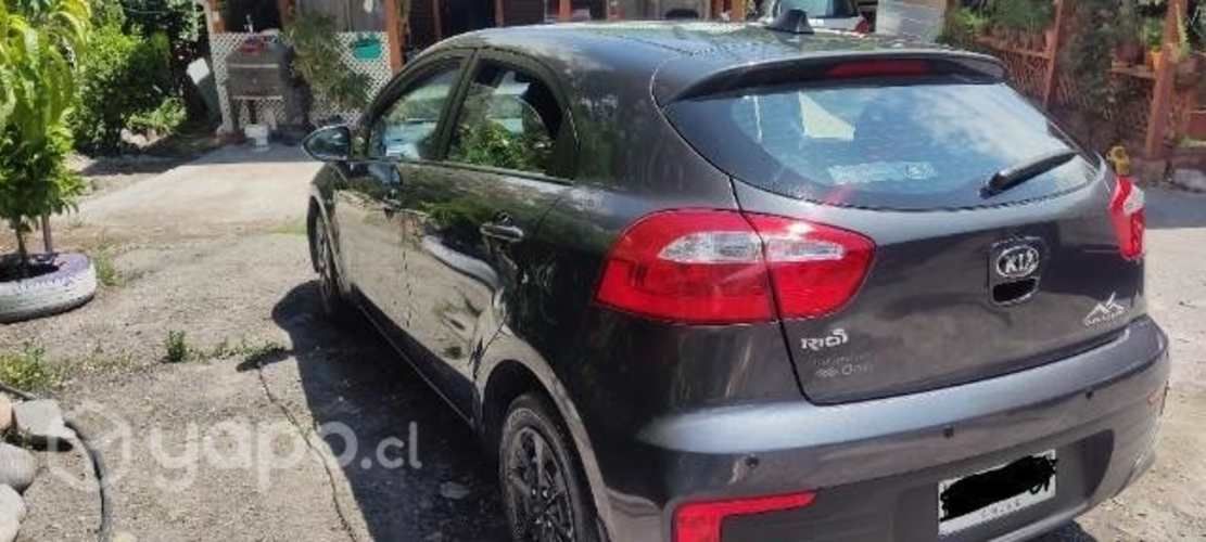 Vendo Kia río 5