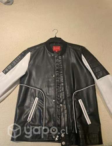 Chaqueta cuero Guess Talla L