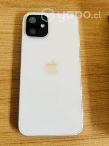 IPhone 12 En excelente estado