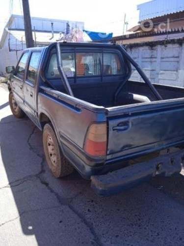 CHEVROLET LUV, doble cabina 4x4 año 2001