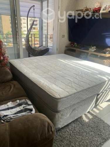 Cama King zise impecable