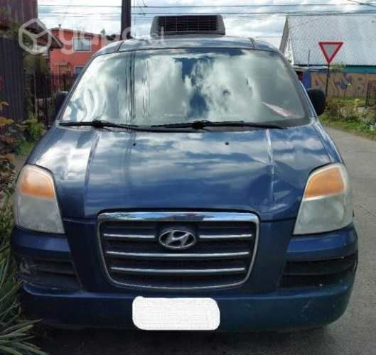 Furgon con sistema de Frio