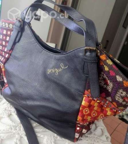 Carteras originales Desigual