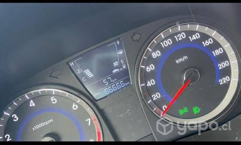 Hyundai aventura.Hatchback1.6