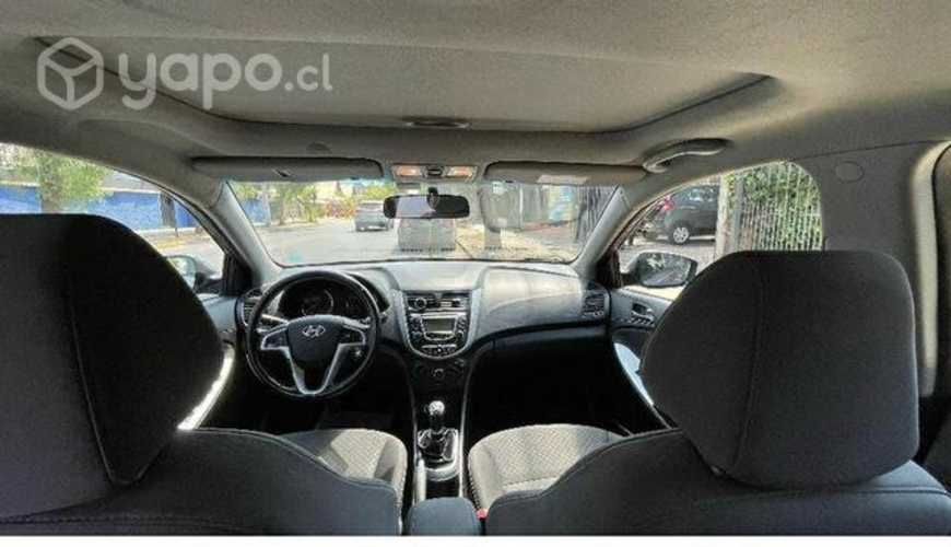 Hyundai aventura.Hatchback1.6