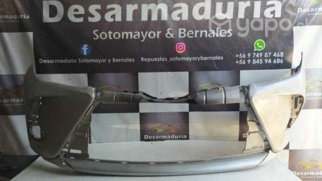 Parachoque Yaris 2021 a 2023 .2.0