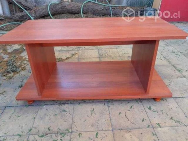 Mesa para TV casi nueva
