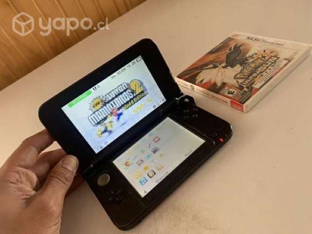 Nintendo ds 3D xl funcionando con detalle y juegos