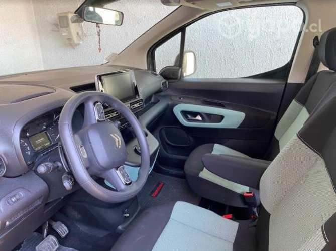 Citroen berlingo multispace XL 1.5 blue hdi