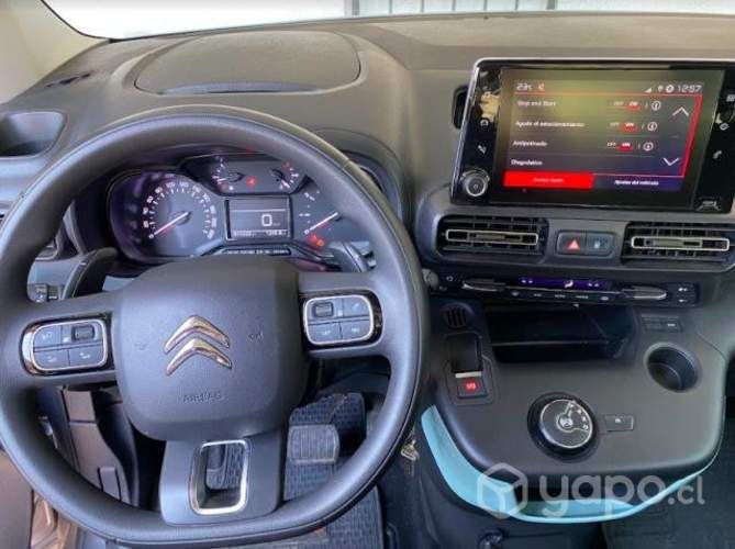 Citroen berlingo multispace XL 1.5 blue hdi