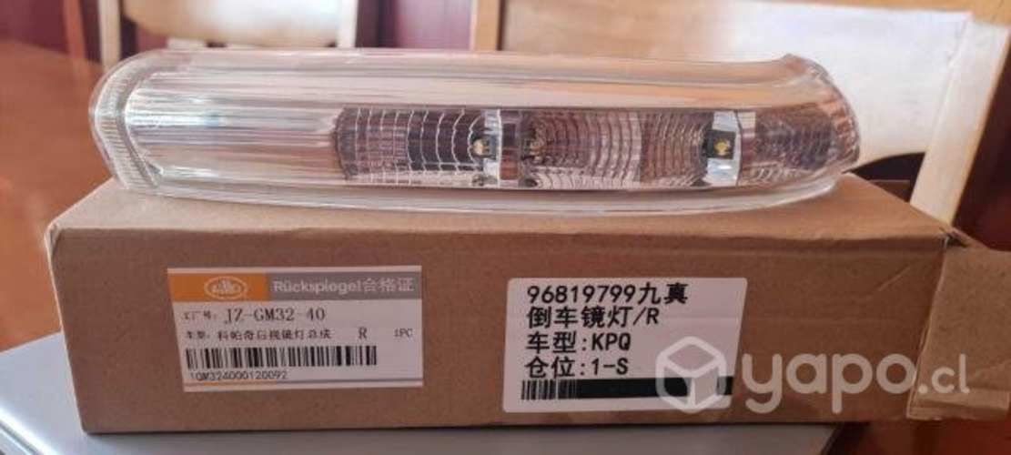 Luz retrovisor Captiva