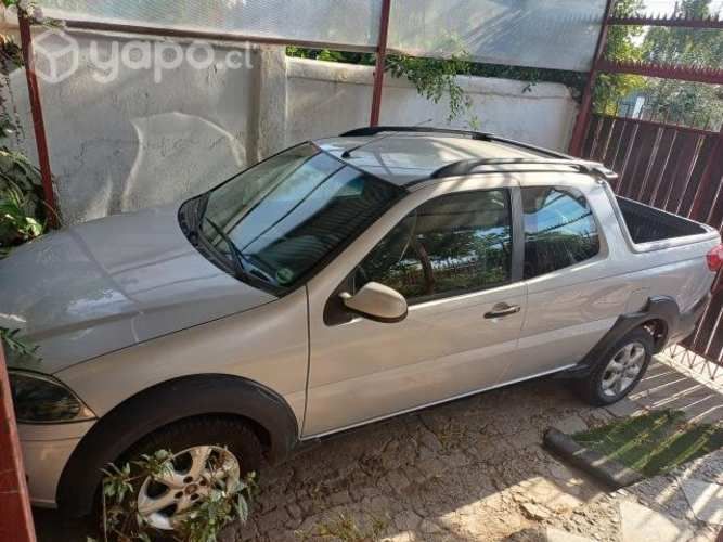 Fiat strada D/C 3 puertas